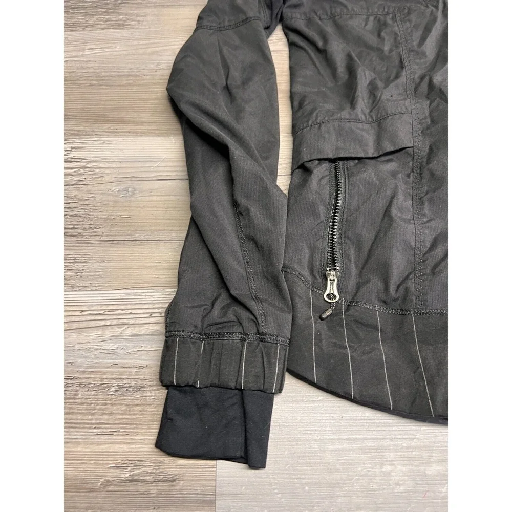 Lululemon Womens Bandit Jacket Black Size 4 Reflective Running Outerwear Hooded